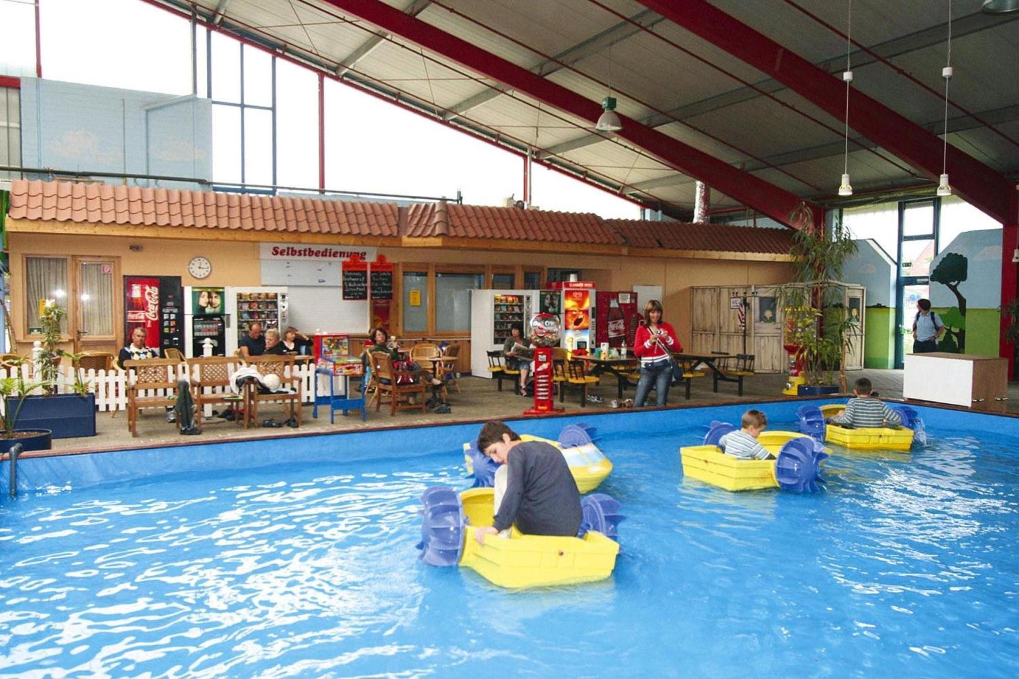 Apartment In Burhave With A Shared Pool Exterior foto